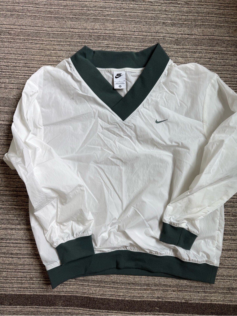 Nike v neck windbreaker